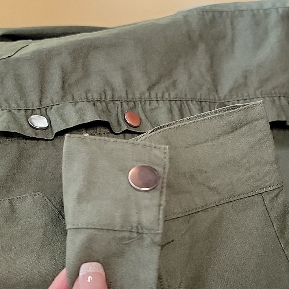 Olive Green Button-up Layering Top Ruched Trim - Picture 3 of 7